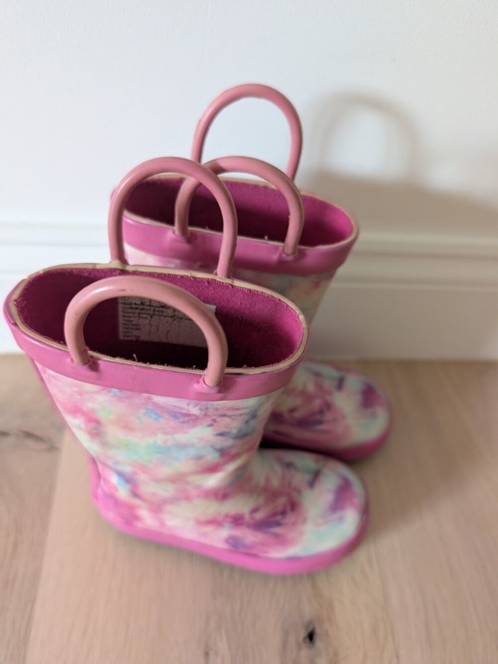 Cat & Jack Lennon Rain Boots, Pink Purple Tie Dye Girls Toddler Size 7 - Picture 3 of 4